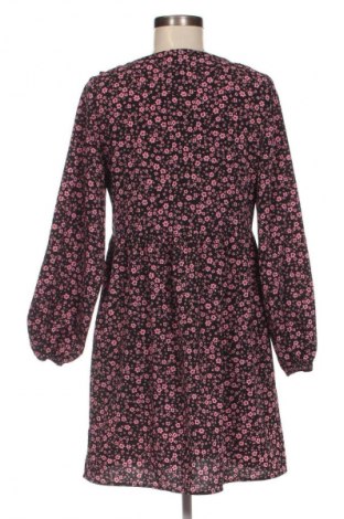 Рокля H&M Divided, Размер S, Цвят Многоцветен, Цена 2,04 €