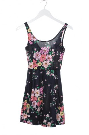 Šaty  H&M Divided, Velikost XS, Barva Vícebarevné, Cena  49,00 Kč