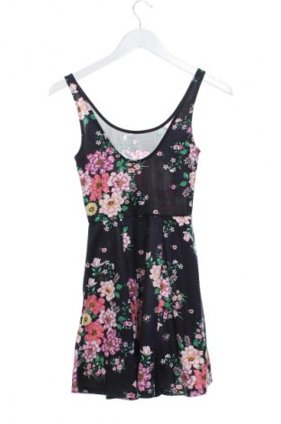 Šaty  H&M Divided, Velikost XS, Barva Vícebarevné, Cena  49,00 Kč