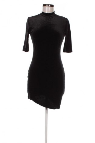 Ruha Loavies, Méret M, Szín Fekete, Ár 739 Ft