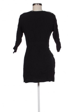 Šaty  Mango, Veľkosť M, Farba Čierna, Cena  8,95 €