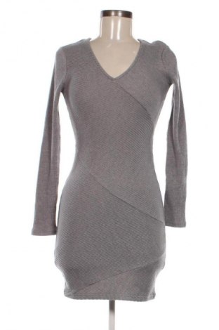 Kleid Mango, Größe S, Farbe Grau, Preis 1,99 €