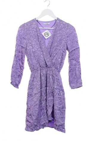 Kleid Motivi, Größe XXS, Farbe Lila, Preis 3,99 €
