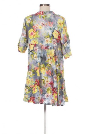 Šaty  NEW COLLECTION, Veľkosť M, Farba Viacfarebná, Cena  8,95 €