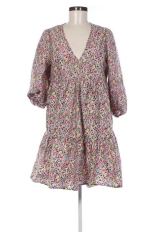 Šaty  New Look, Velikost M, Barva Vícebarevné, Cena  219,00 Kč