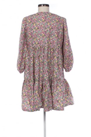 Šaty  New Look, Velikost M, Barva Vícebarevné, Cena  219,00 Kč