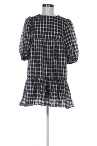 Kleid New Look, Größe M, Farbe Mehrfarbig, Preis € 4,99