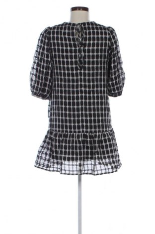 Kleid New Look, Größe M, Farbe Mehrfarbig, Preis € 4,99