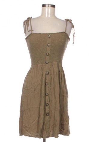 Ruha Pigalle, Méret M, Szín Zöld, Ár 1 589 Ft