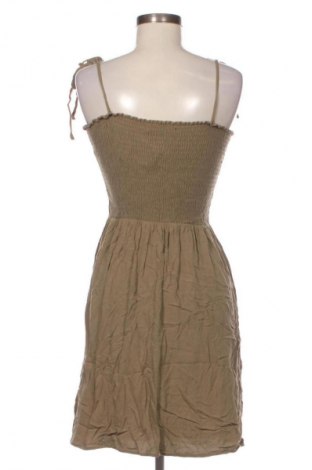 Ruha Pigalle, Méret M, Szín Zöld, Ár 1 589 Ft