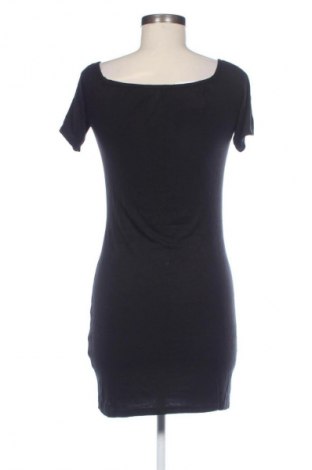 Рокля Pretty Little Thing, Размер L, Цвят Черен, Цена 3,57 €