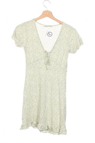 Šaty  Pull&Bear, Velikost XS, Barva Vícebarevné, Cena  99,00 Kč