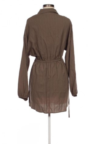 Sukienka Pull&Bear, Rozmiar M, Kolor Zielony, Cena 24,99 zł