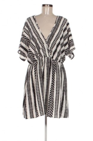 Рокля SHEIN, Размер XL, Цвят Многоцветен, Цена 4,60 €