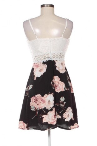 Šaty  SHEIN, Veľkosť M, Farba Viacfarebná, Cena  4,95 €