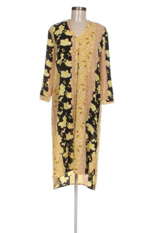 Kleid Saint Tropez, Größe S, Farbe Mehrfarbig, Preis 3,99 €