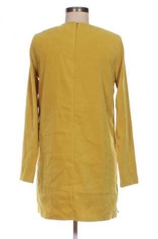 Ruha Unbranded, Méret M, Szín Narancssárga
, Ár 729 Ft