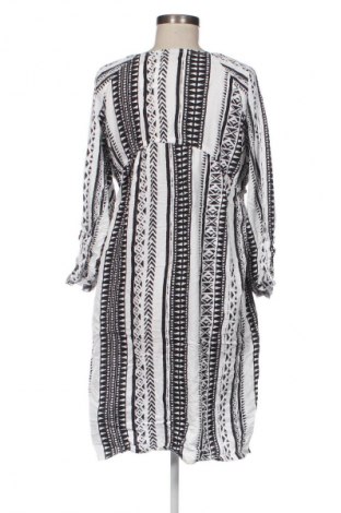 Рокля Unbranded, Размер XXL, Цвят Многоцветен, Цена 5,11 €