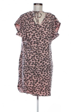 Рокля Unbranded, Размер XL, Цвят Многоцветен, Цена 4,60 €
