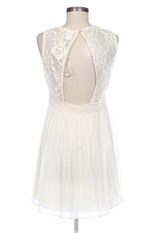 Kleid Vero Moda, Größe L, Farbe Beige, Preis € 5,99