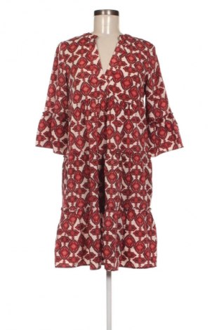 Рокля Vero Moda, Размер M, Цвят Многоцветен, Цена 3,57 €