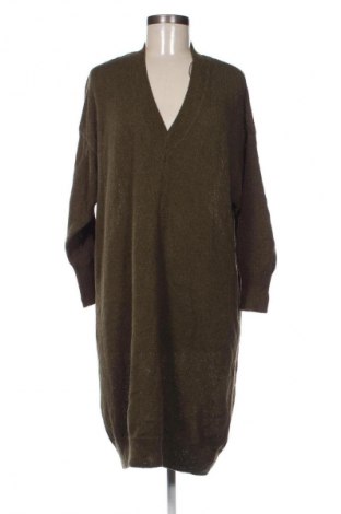 Рокля Zara, Размер M, Цвят Зелен, Цена 13,80 €