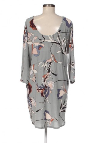 Ruha mbyM, Méret S, Szín Sokszínű, Ár 22 109 Ft