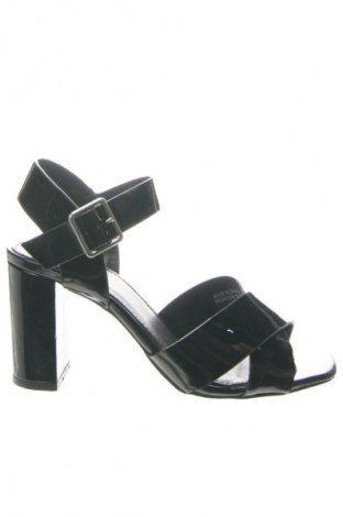 Σανδάλια United Colors Of Benetton, Μέγεθος 39, Χρώμα Μαύρο, Τιμή 9,99 €