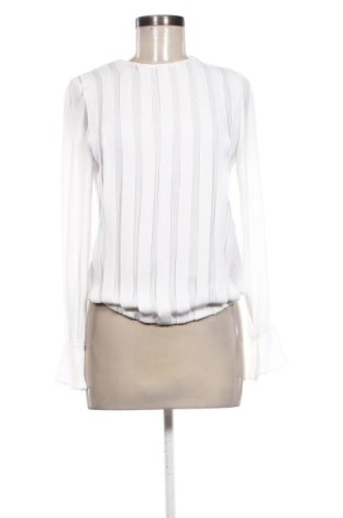 Дамска блуза Zara, Размер XS, Цвят Бял, Цена 13,00 €, #137186890