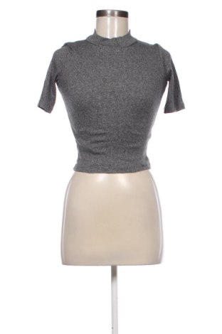 Dámska blúza H&M, Veľkosť XS, Farba Sivá, Cena  6,00 €, #137187351