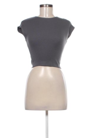 Bluzka damska Stradivarius, Rozmiar S, Kolor Szary, Cena 38,71 zł, #137193700