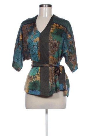 Damen Shirt River Island, Größe M, Farbe Mehrfarbig, Preis 7,62 €, #137202418