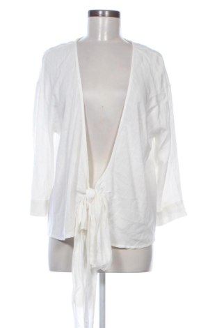 Damen Shirt Stradivarius, Größe S, Farbe Weiß, Preis 6,00 €, #137215402