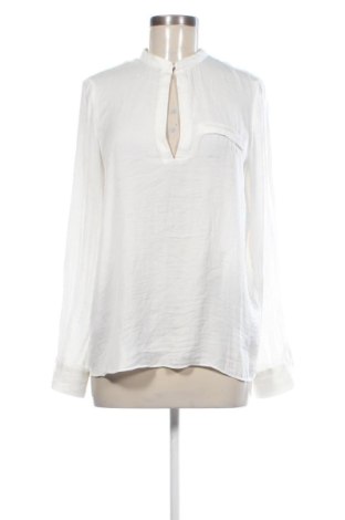 Bluză de femei Zara, Mărime M, Culoare Alb, Preț 94,99 Lei, #137238327