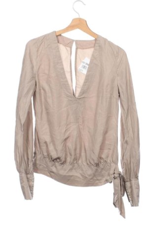 Bluză de femei Unbranded, Mărime M, Culoare Bej, Preț 32,45 Lei, #137093854