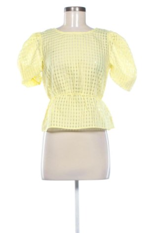 Bluză de femei ONLY, Mărime S, Culoare Galben, Preț 32,00 Lei, #137197281