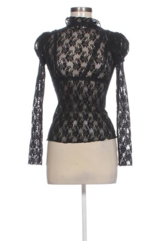 Дамска блуза Bershka, Размер XS, Цвят Черен, Цена 6,00 €, #137219073