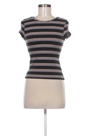 Дамска тениска H&M, Размер S, Цвят Многоцветен, Цена 9,00 €, #137187911