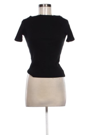 Дамска тениска Zara, Размер S, Цвят Черен, Цена 8,00 €, #137188213