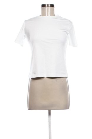 Дамска тениска Bershka, Размер S, Цвят Бял, Цена 9,34 €, #137204928