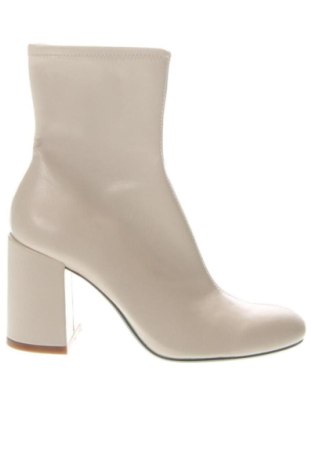 Damen Stiefeletten Bershka, Größe 35, Farbe Beige, Preis 35,00 €, #137133056