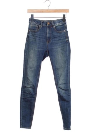 Dámske džínsy  Stradivarius, Veľkosť XS, Farba Modrá, Cena  18,86 €, #137114651