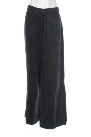 Blugi de femei Reserved, Mărime L, Culoare Negru, Preț 83,99 Lei, #137118540