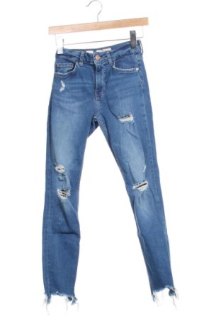 Dámske džínsy  Bershka, Veľkosť XXS, Farba Modrá, Cena  10,00 €, #137147579