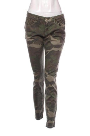 Damskie jeansy Zara, Rozmiar L, Kolor Kolorowy, Cena 71,97 zł, #137148614