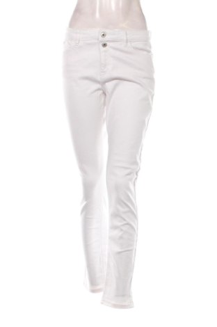 Дамски дънки Edc By Esprit, Размер M, Цвят Бял, Цена 8,63 €, #137166497