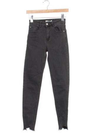 Blugi de femei Pull&Bear, Mărime XXS, Culoare Negru, Preț 62,99 Lei, #137169790