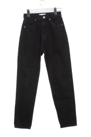 Blugi de femei Bershka, Mărime XXS, Culoare Negru, Preț 68,00 Lei, #137169947