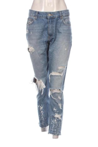 Damskie jeansy Bershka, Rozmiar L, Kolor Niebieski, Cena 55,04 zł, #137178391