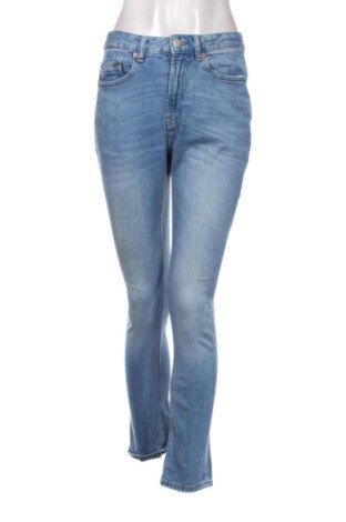 Дамски дънки Pull&Bear, Размер M, Цвят Син, Цена 14,86 €, #137200329